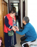 情暖桑榆 爱满重阳——唐山联合救助行动公益网走进柳树𨟠养老服务中心