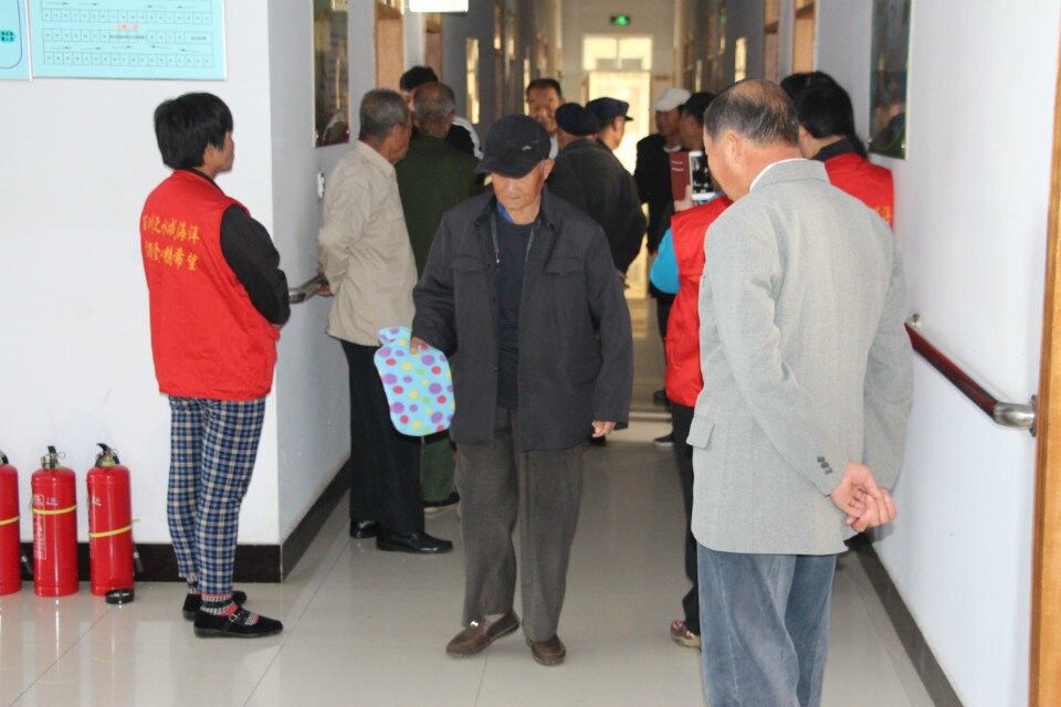 QQ图片20141003121349.jpg