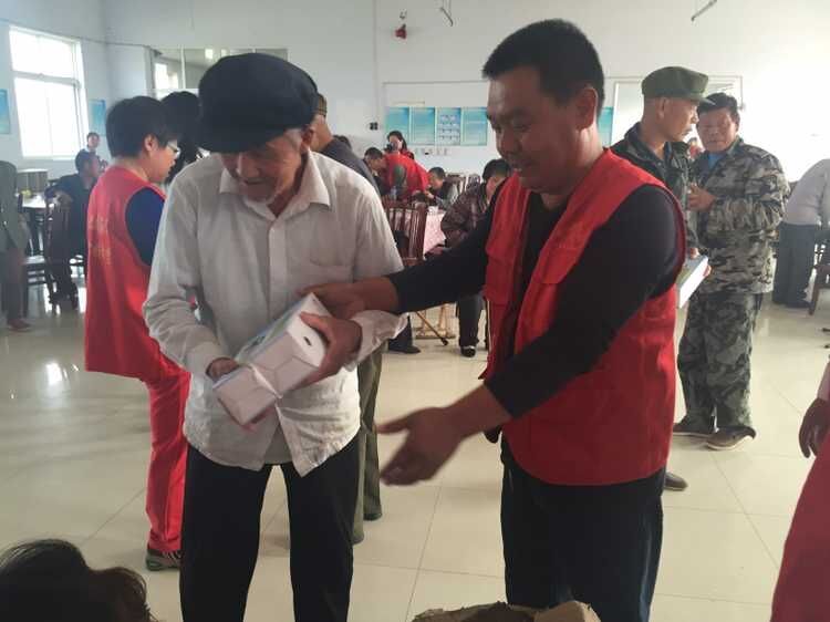 QQ图片20151019153544.jpg